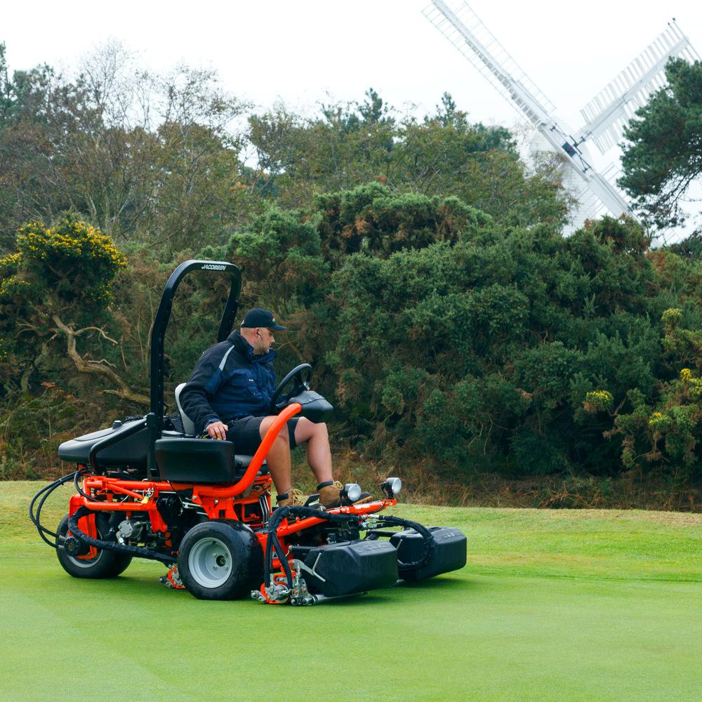 Jacobsen Mower GP400 D