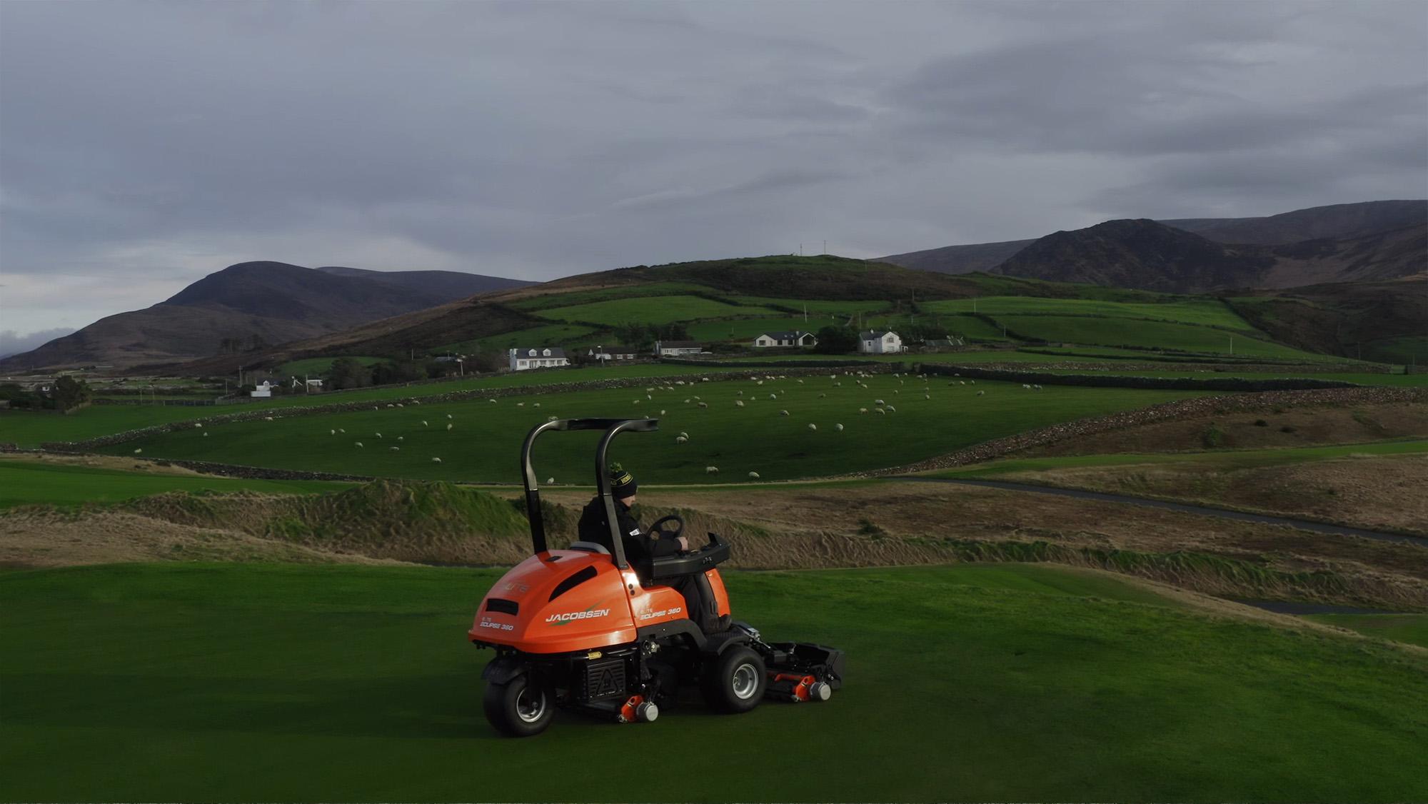 Jacobsen Eclipse 360 ELiTE Lithium Mower