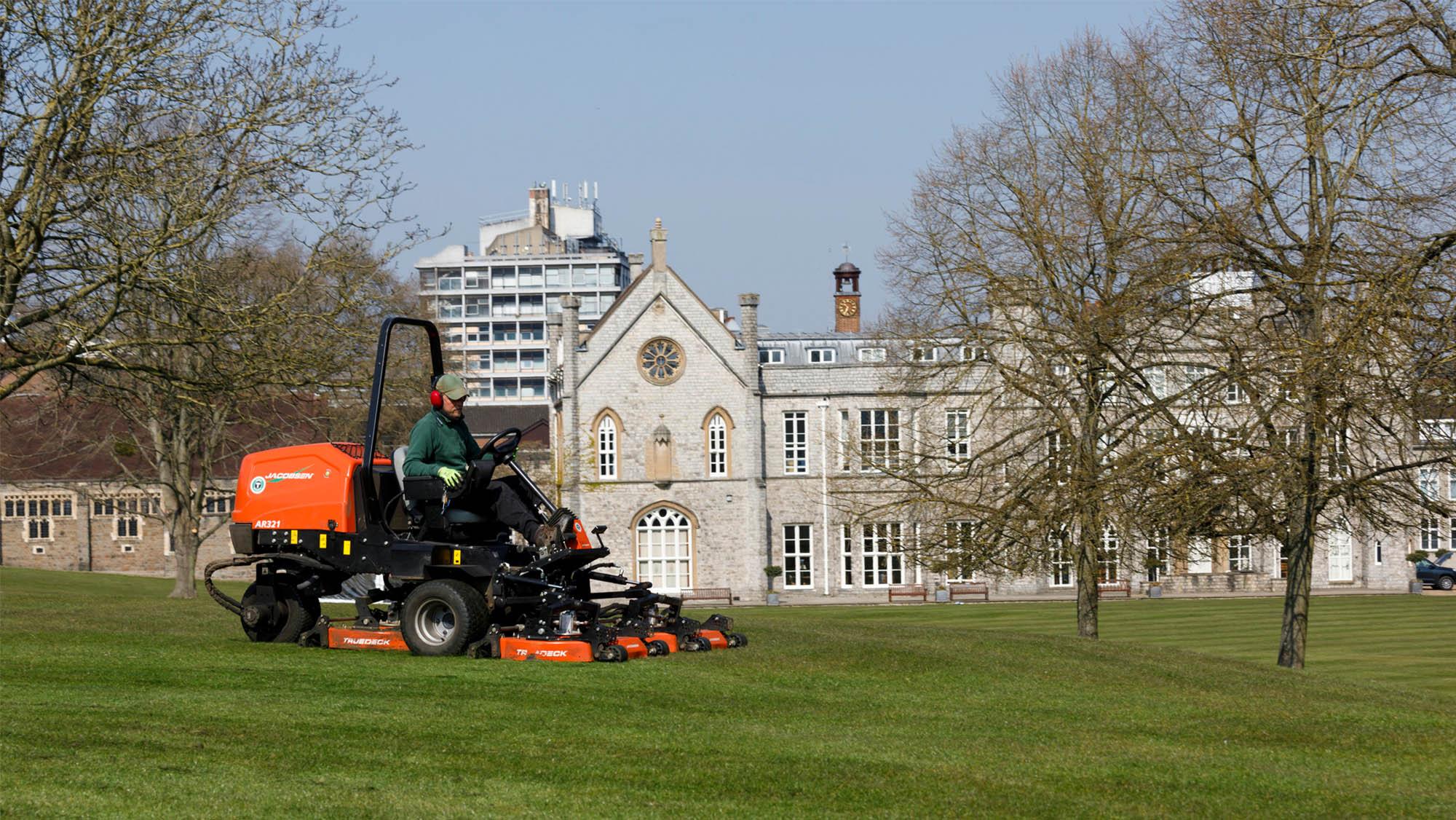 Jacobsen Commercial Mowers