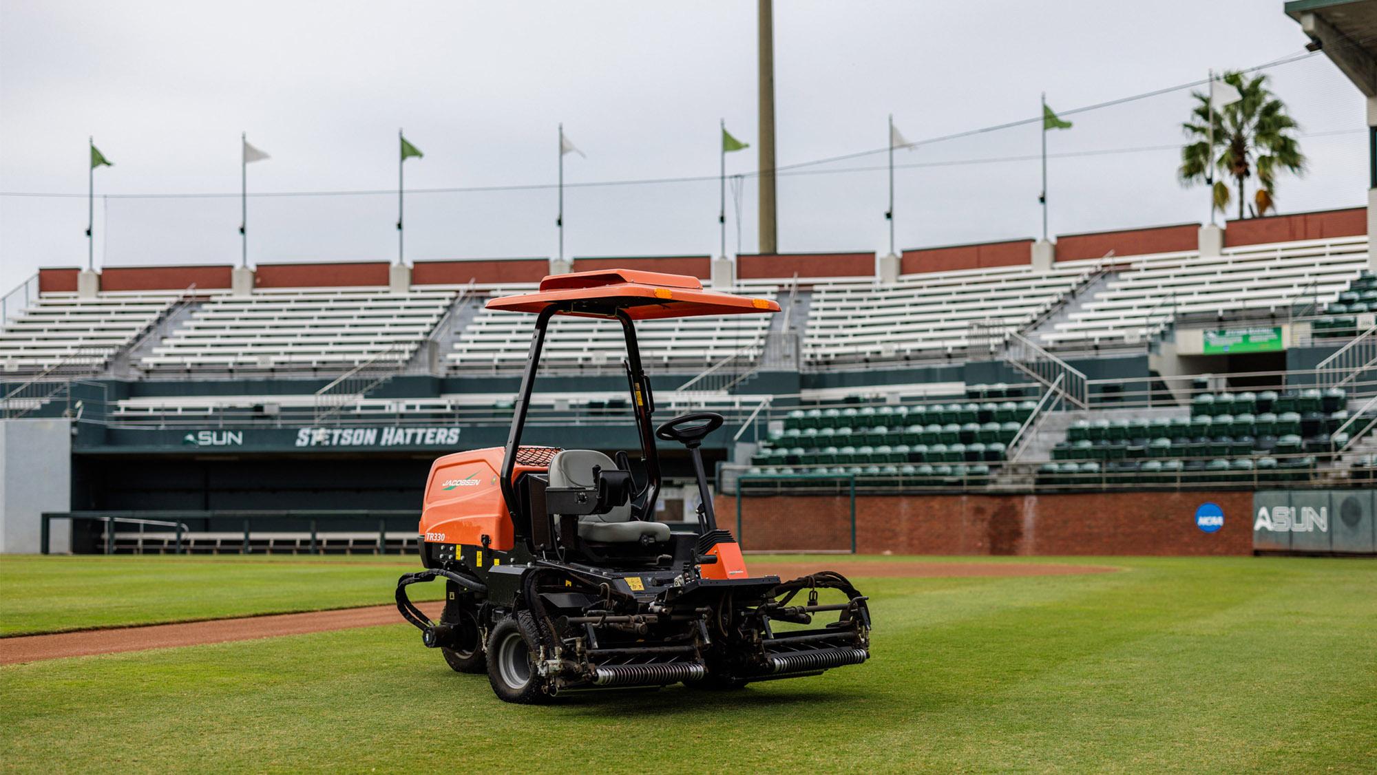 Jacobsen Sports Mowers