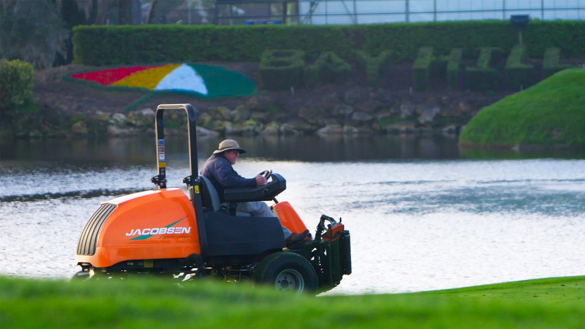 Jacobsen LF570 Mower