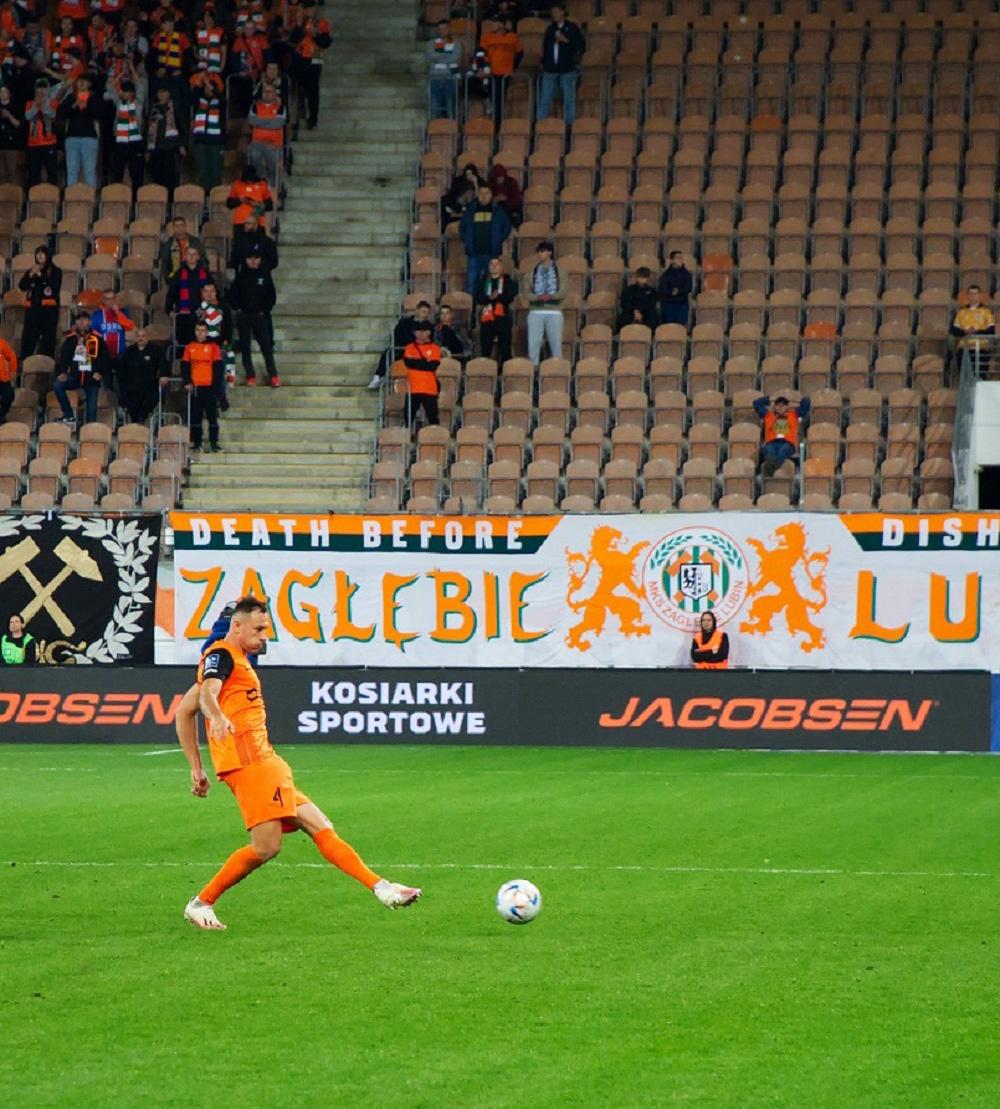 PITCH PERFECT POLISH SOCCER CLUB, ZAGŁĘBIE LUBIN, TRUST TR320 TRIPLEX