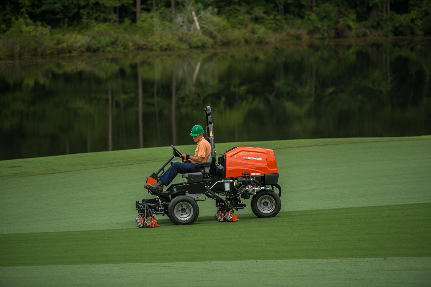 SLF530 on grass
