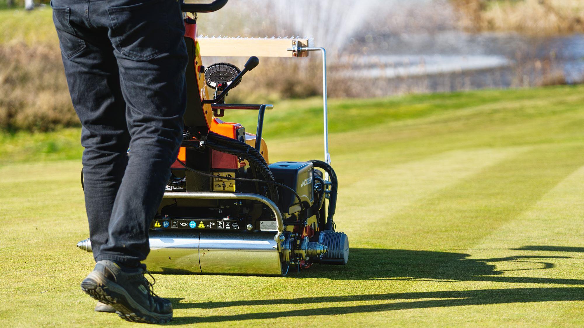 Eclipse 2 ELiTE Grass Cutting
