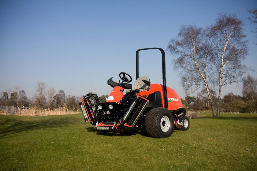 LF550 sitting on grass